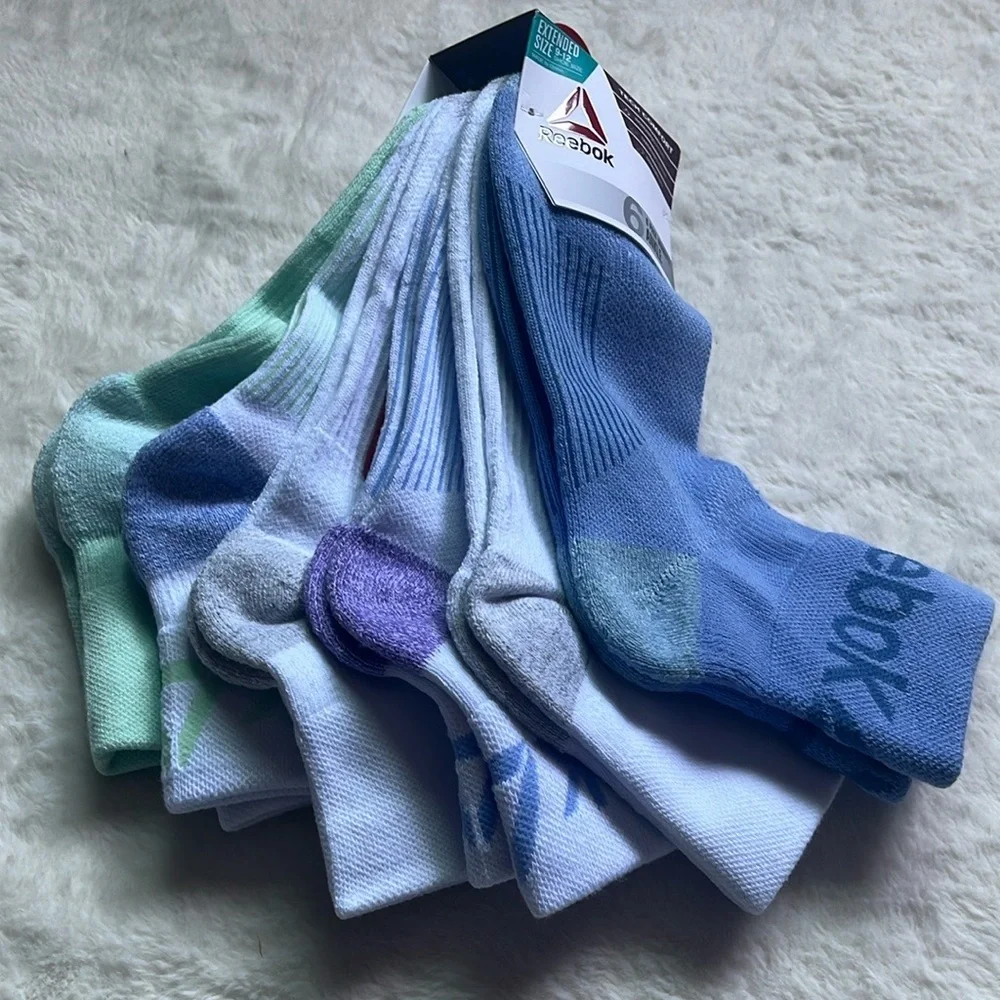 New Reebok Socks - Picture 2 of 3